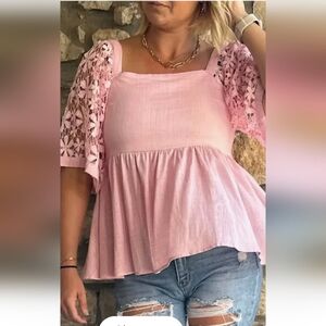 2/$20 White Birch 2X Square Neck Linen Blend Lace Sleeve Top